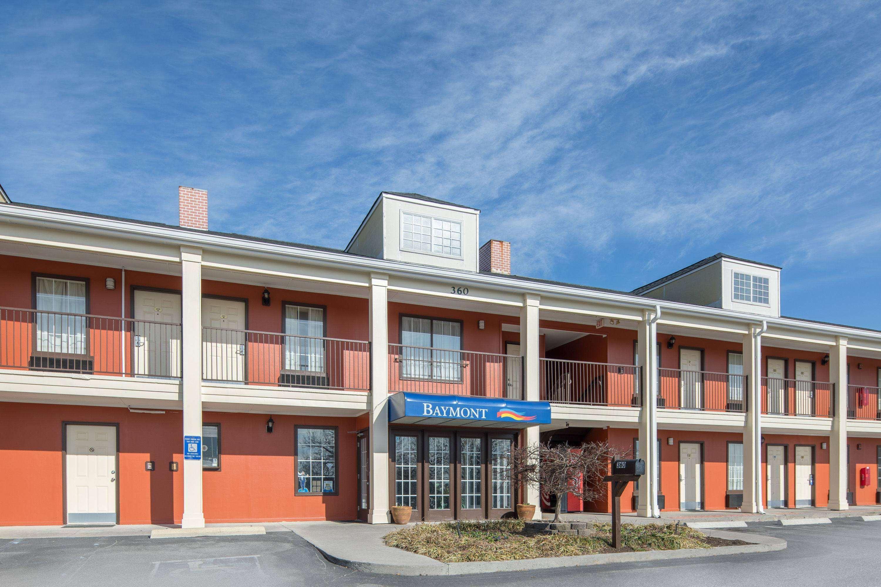 Baymont By Wyndham Cleveland Motel Exterior foto